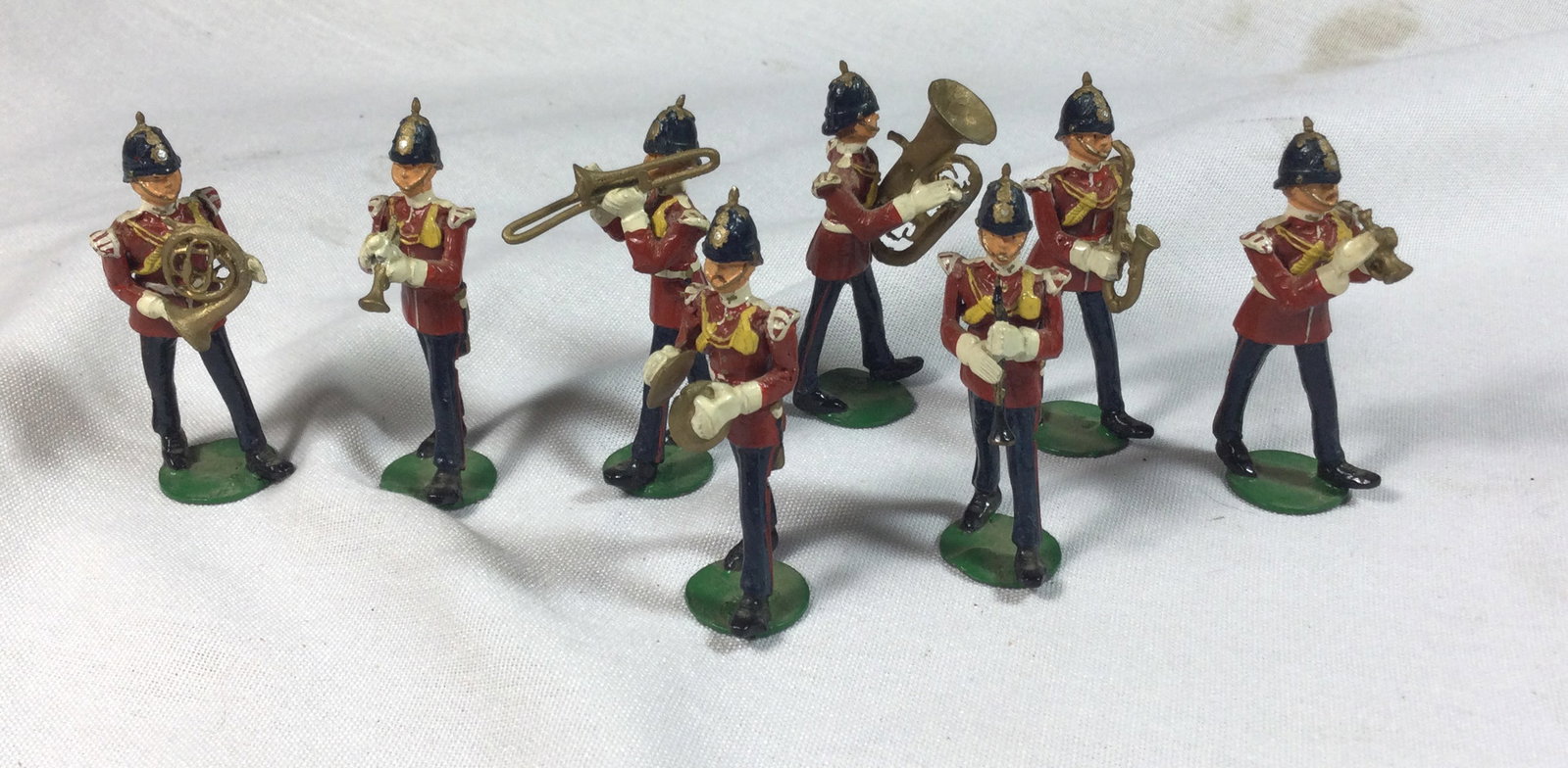 Vintage Lead Toy Soldiers: 8 man instrumental marching band