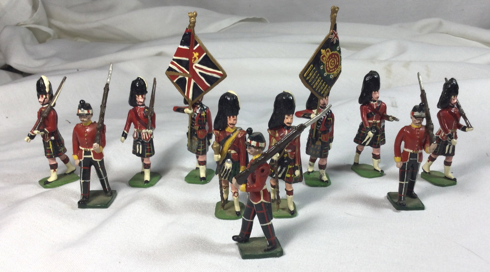 DUCAL Lead Toy Soldiers: 11 man army