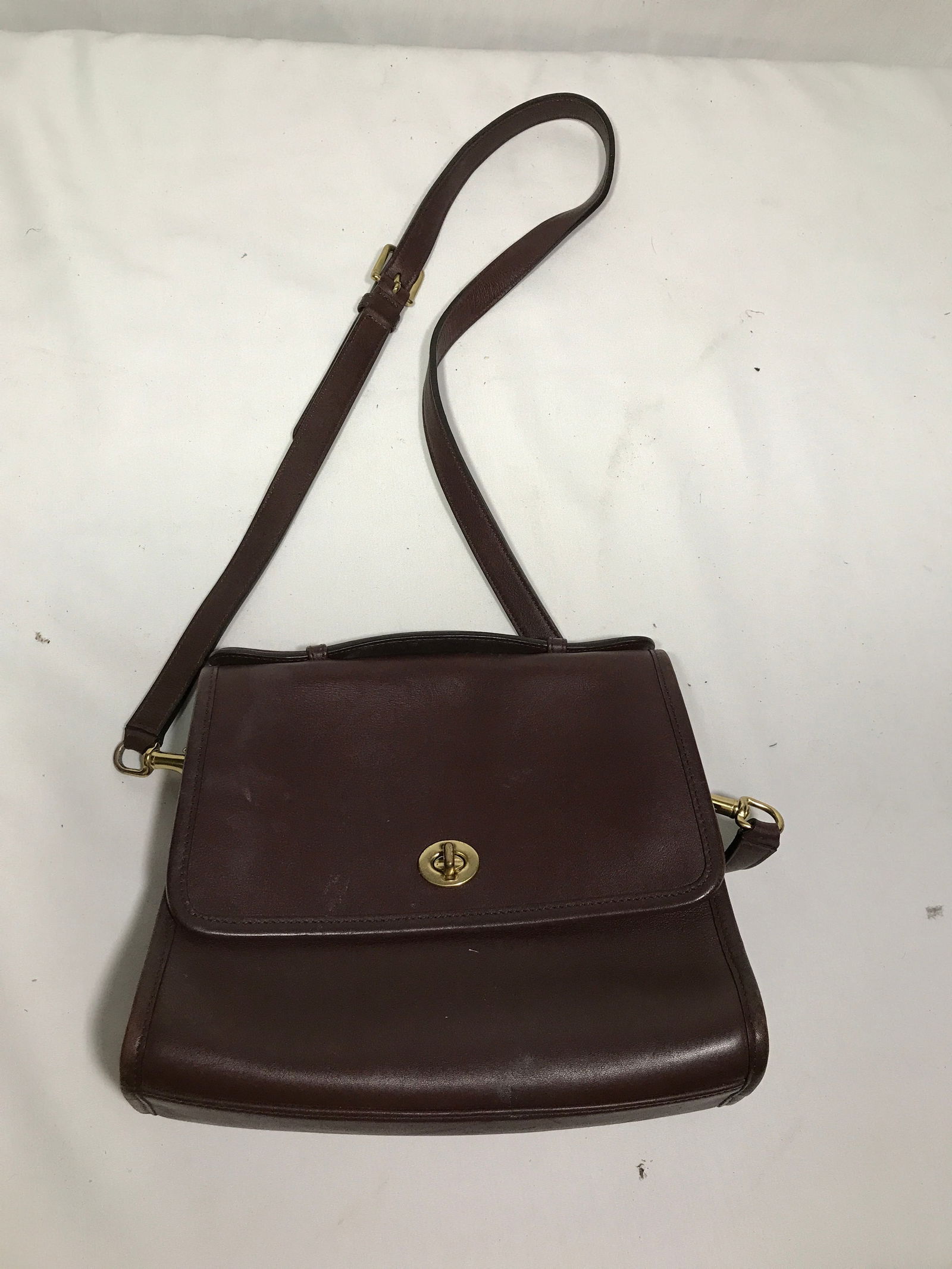 Vintage Coach Purse (1 of 3)