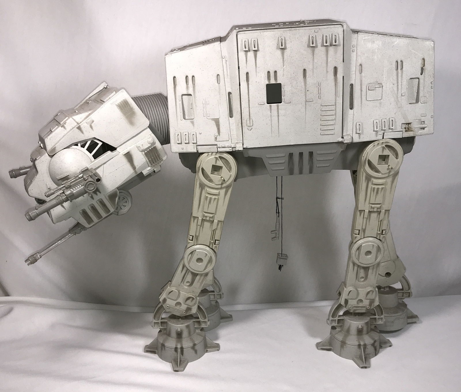 Star Wars Imperial Walker Large Scale (1 of 10)