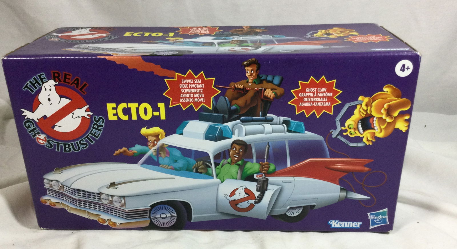 Kenner Hasbro Ecto-1 toy car (1 of 2)