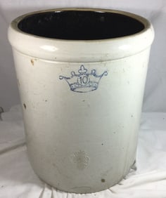 10 gallon Crock