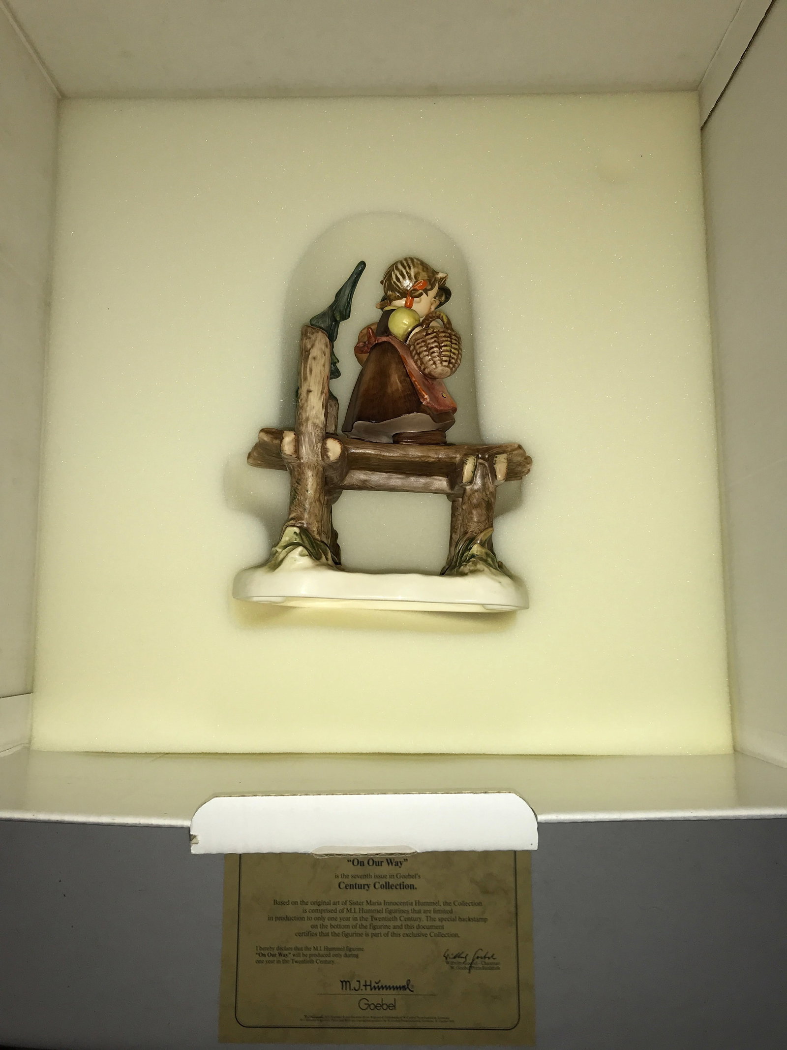 Hummel On Our Way in original box: With certificate