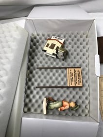 Hummel Checkpoint Charlie in org box