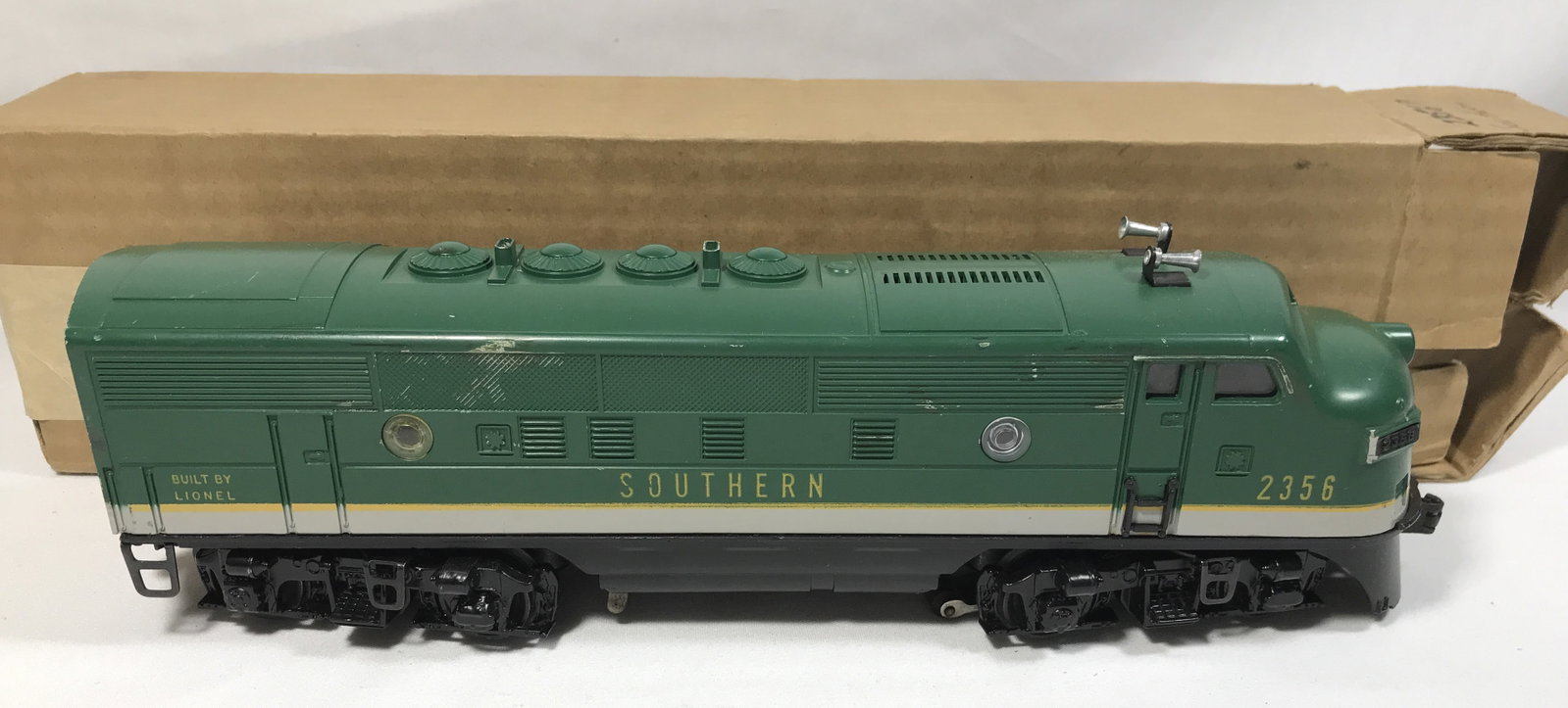 Lionel 2356P Southern Locomotive A & A: .