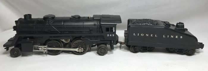 Lionel 243 Locomotive & Lionel Lines Tender