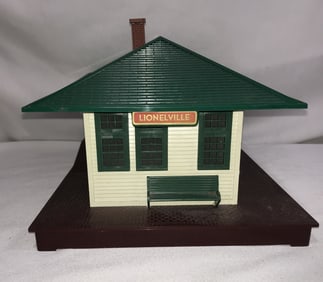 Lionelville Illuminated Station132