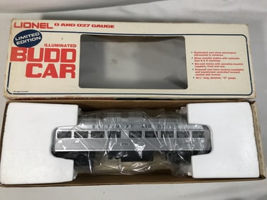 Lionel Illuminated Budd Car 8764 in org box