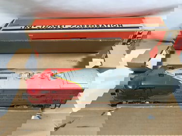 Lionel Santa Fe Locomotive 2353T in org box