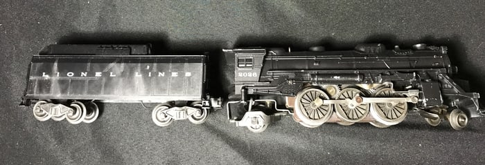 Lionel 2026 Locomotive & Tender