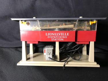 Lionel Lionelville Dispatching Station in org box