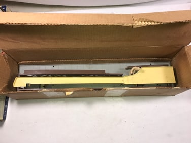 Lionel Barrel Loader in box