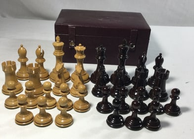 Rosewood Lacquered Chess Set Pieces