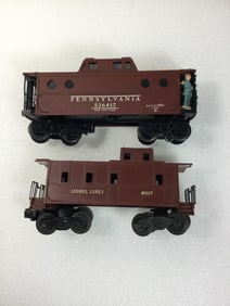 Lionel Cabooses (2) Maroon