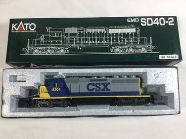 KATO HO Scale 37-2706 CSX Locomotive