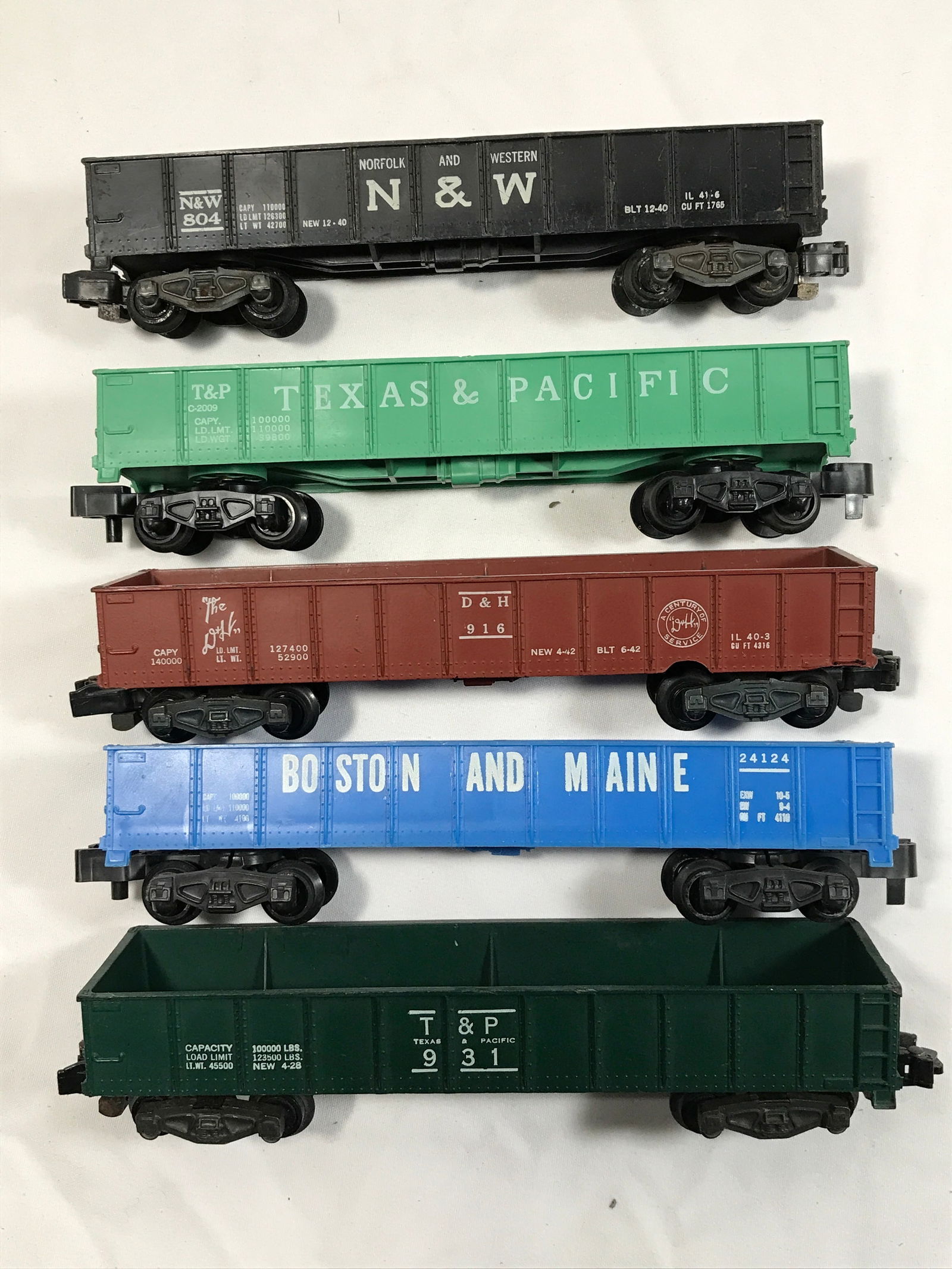 Gondola Collection American Flyer: Texas & Pacific, Boston & Maine, Norfolk & Western and D&H