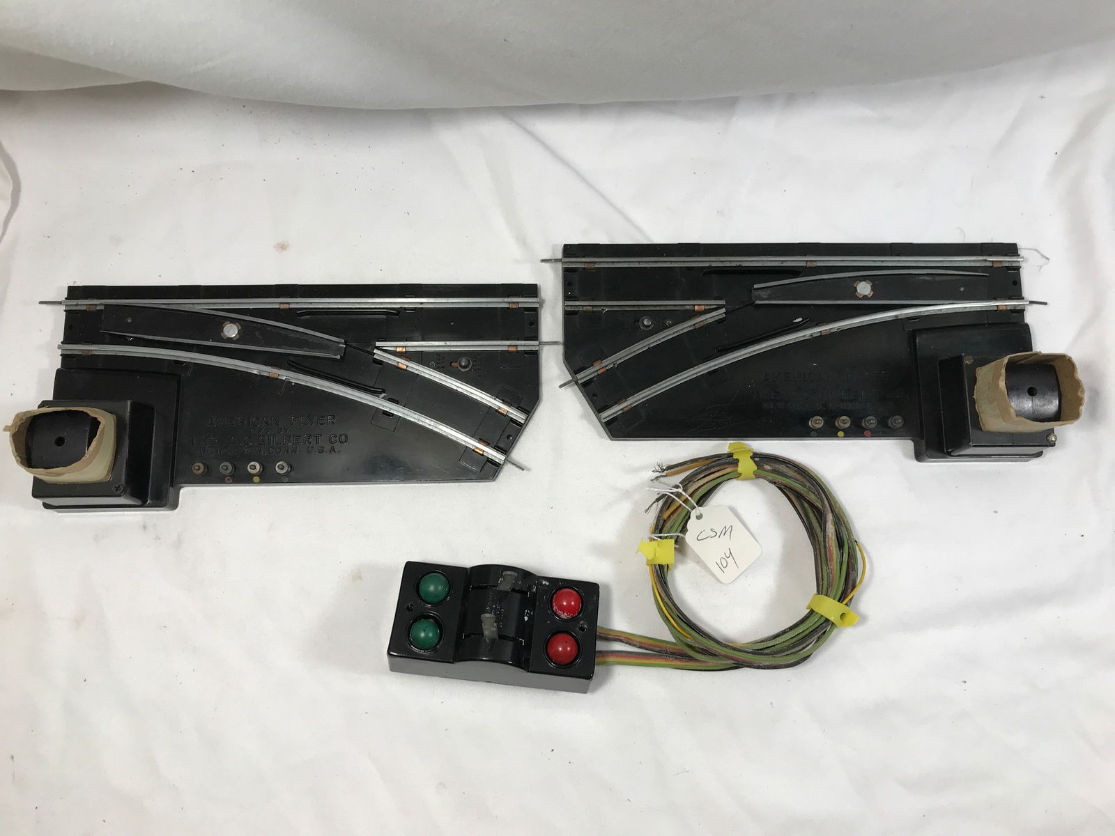 Set of American Flyer Remote Switches w/ Remote (1 of 6)