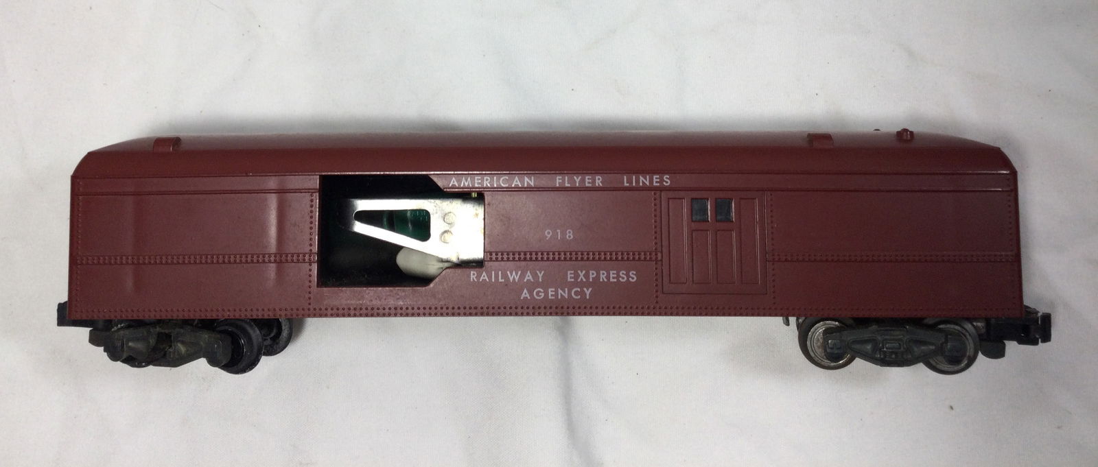 American Flyer Lines 918 Operating Mail Car (1 of 5)