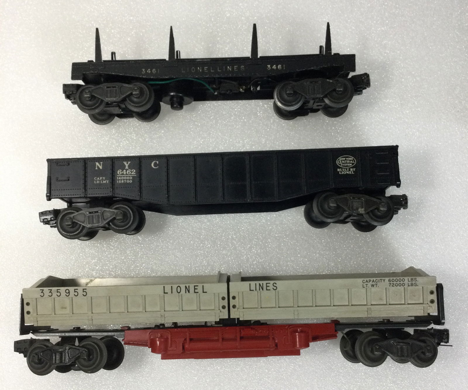 Lionel Train 3 Car Collection (1 of 4)