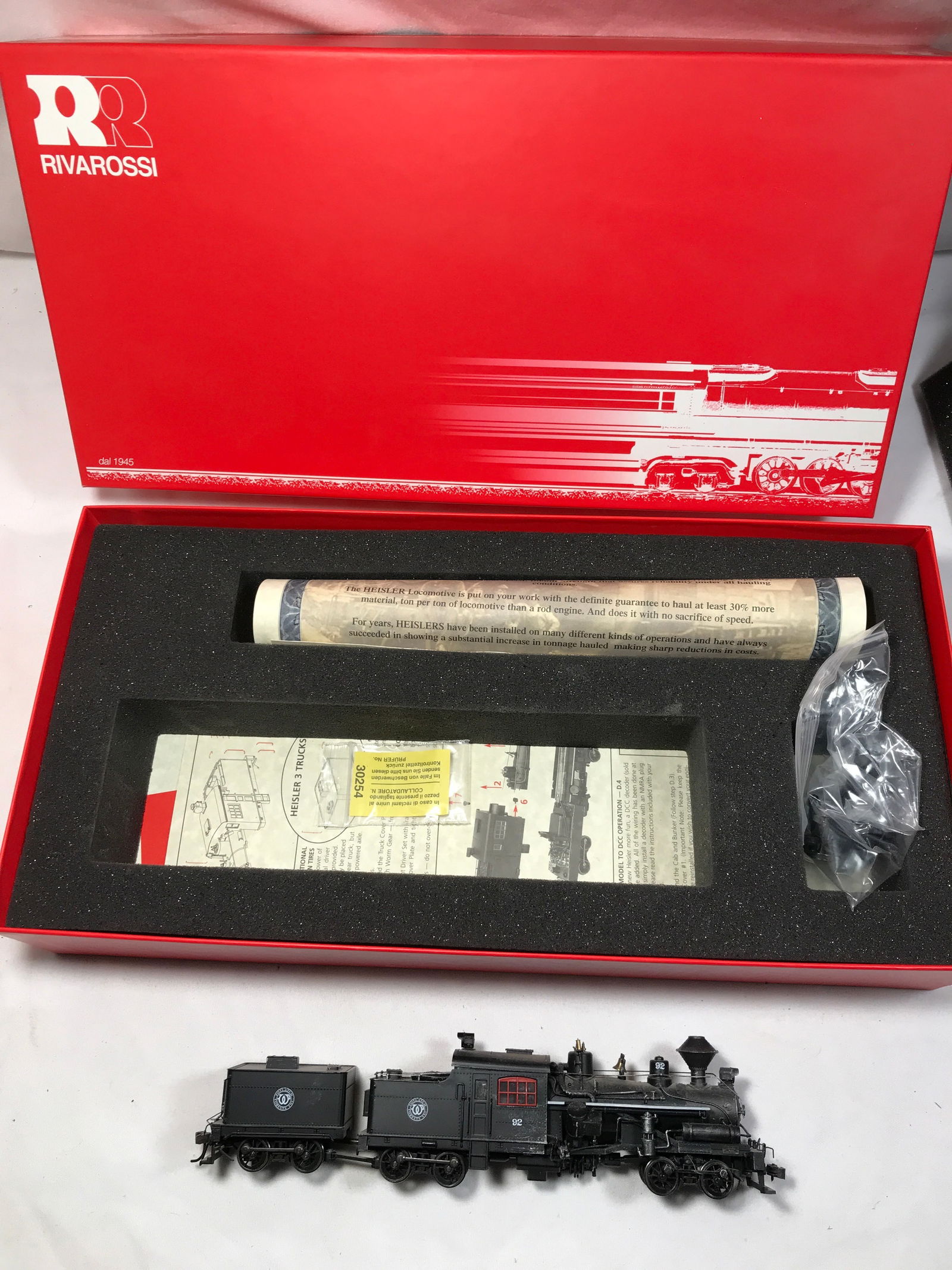 Rivarossi HO Scale Potlatch Forests 92 in org box: In good condition