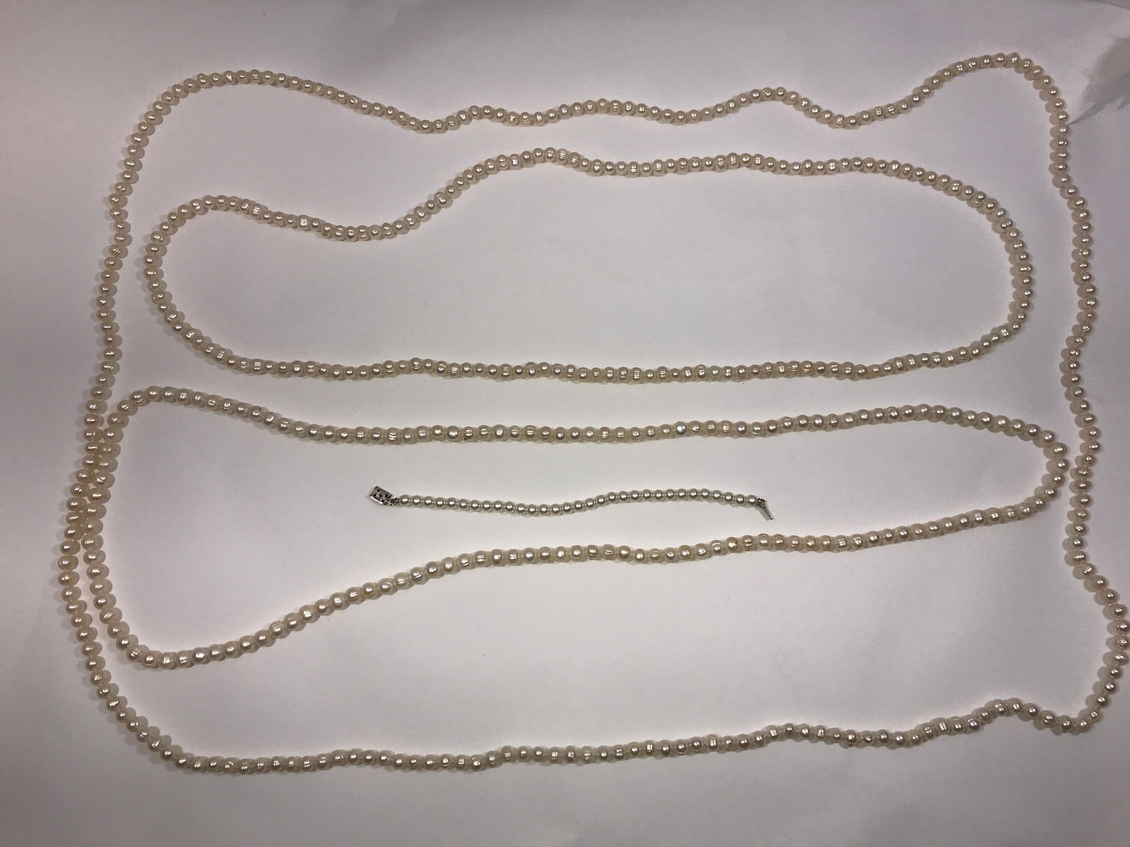 Pearl Jewelry Lot - 3 necklaces & bracelet (1 of 4)