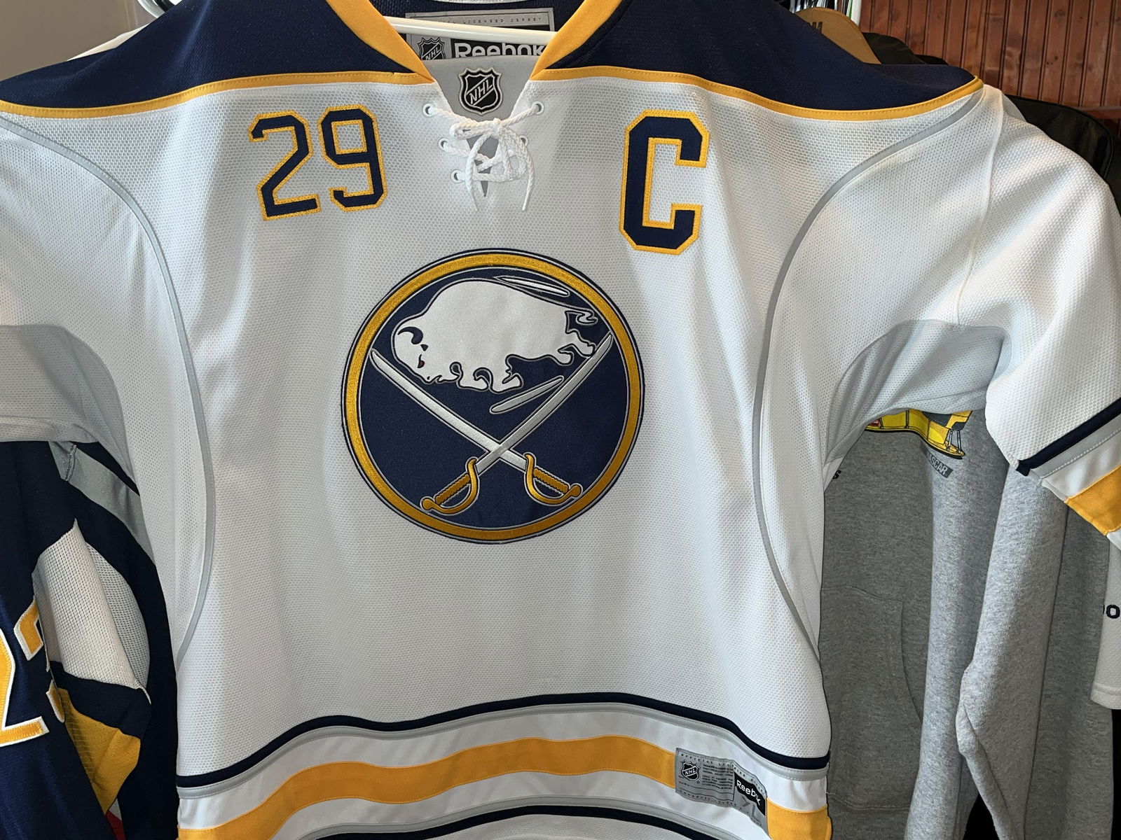 Jason Pominville Sabres White Premier Jersey: with tags still on, size XL