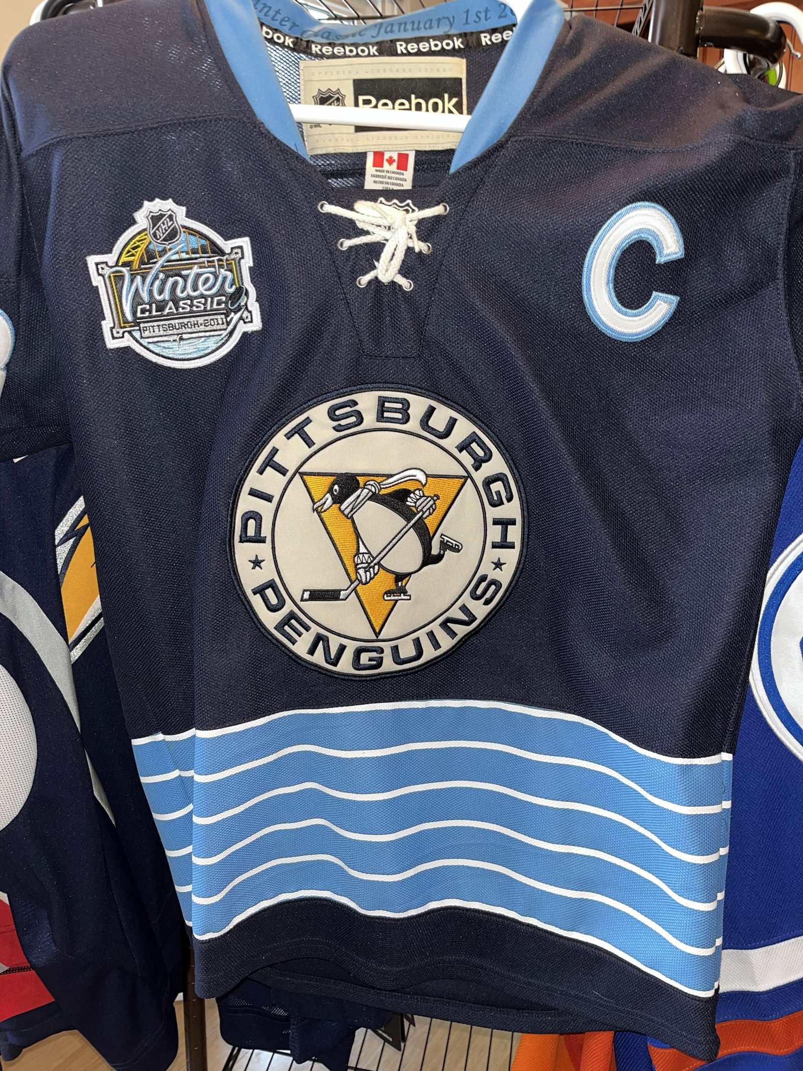 Sidney Crosby Winter Classic Jersey 2011 (1 of 4)