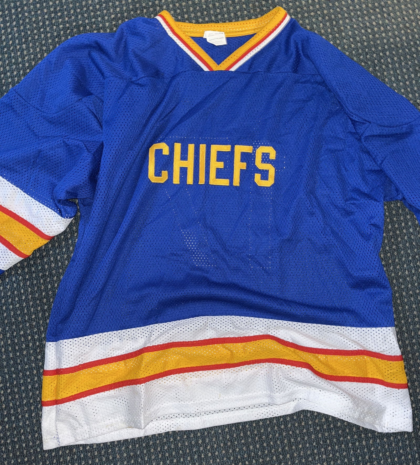 SLAP SHOT Movie Hockey Jersey 17: Size XXL, Cheifs