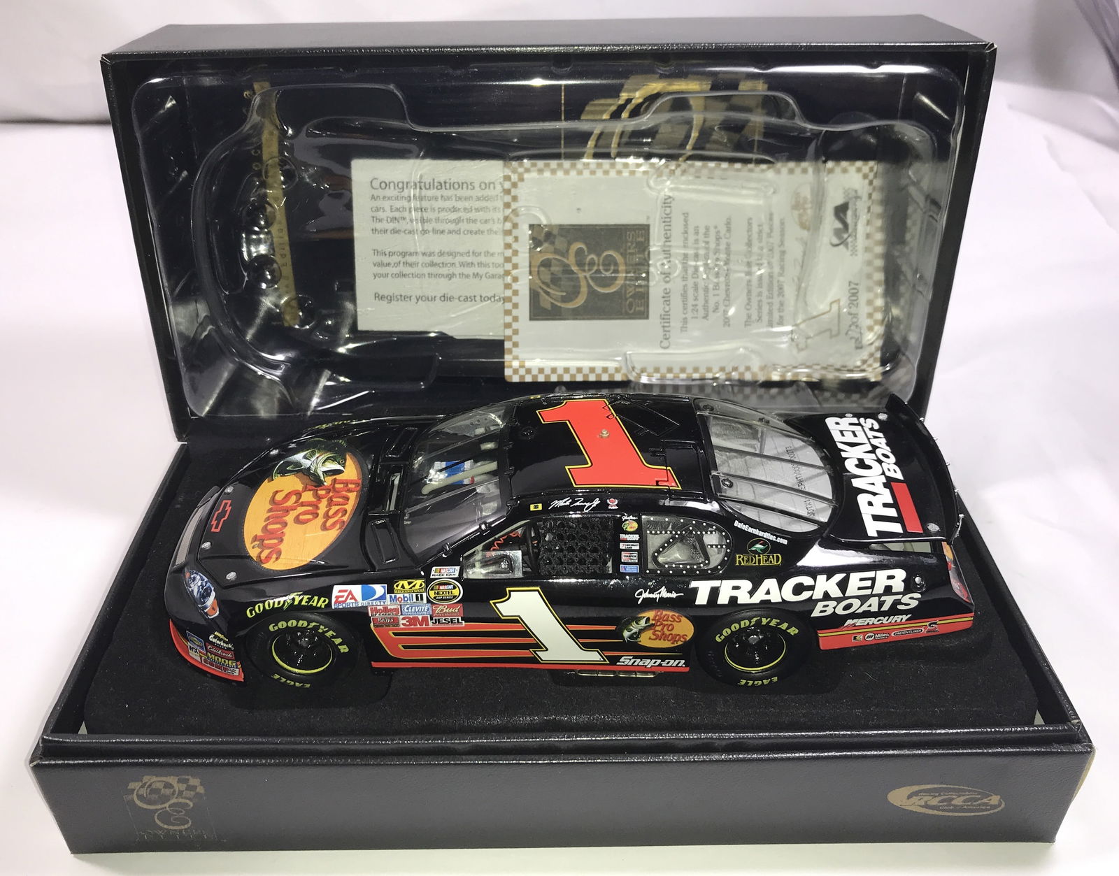 Martin Truex Jr. 2007 Monte Carlo SS Owners Elite: #1 Bass Pro Shops/ 1 of 2,007