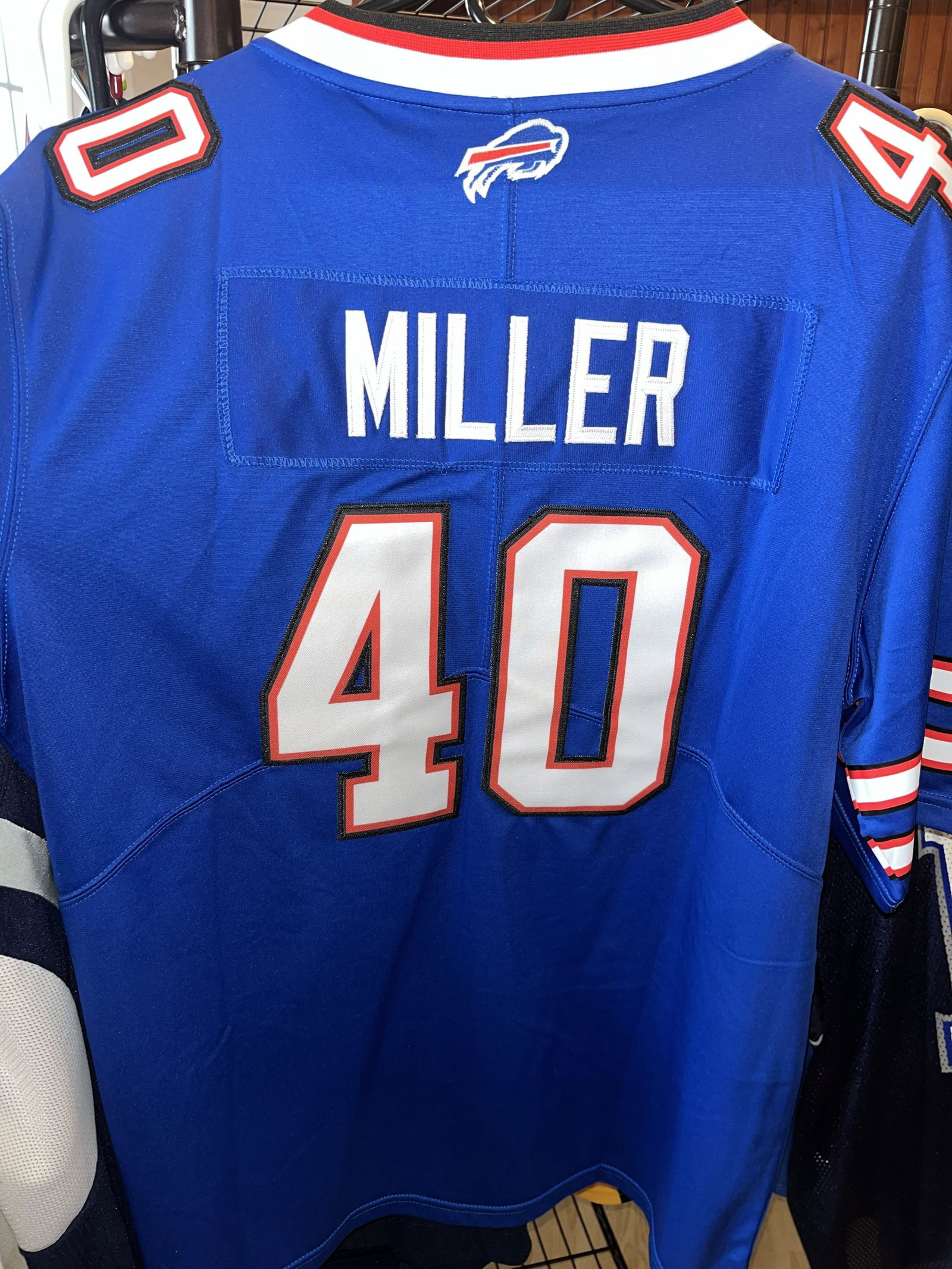 Buffalo Bills Von Miller 40 Jersey Large: On Field Nike Jersey, looks new w/ tags