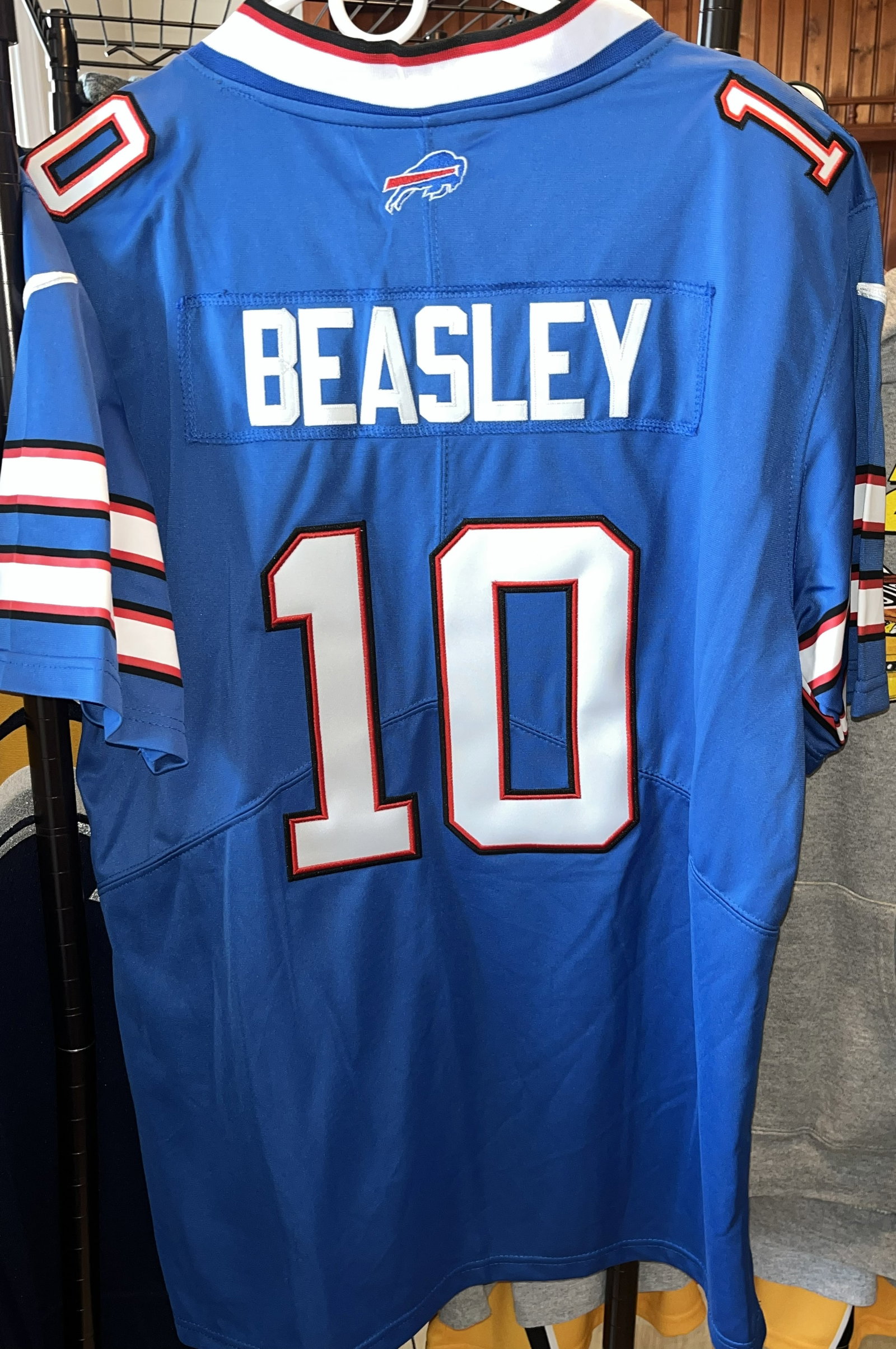 Cole Beasley Buffalo Bills Jersey Size M: Nike NFL Players Jersey new w/ tags
