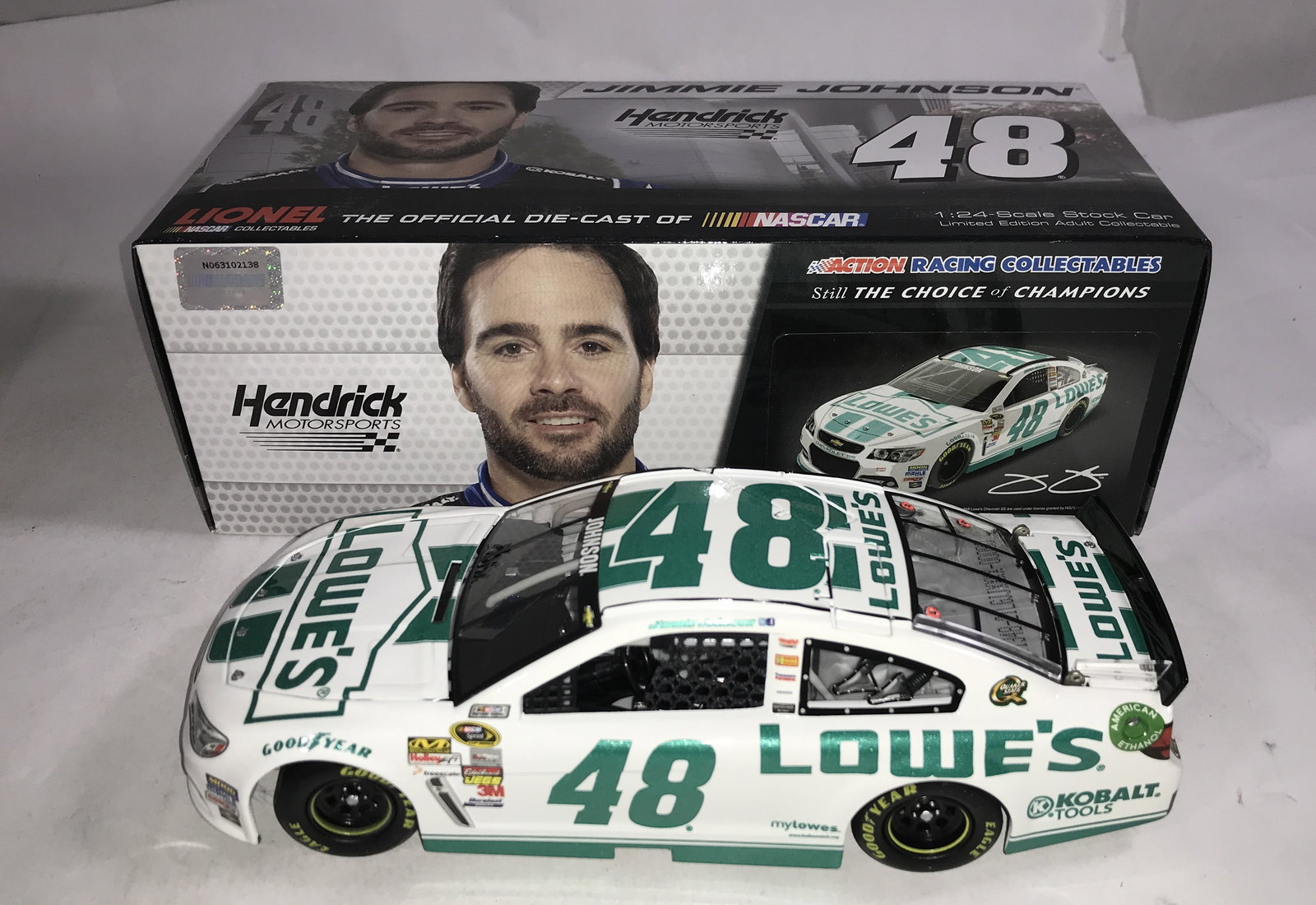 Jimmie Johnson #48 Lowe's Emerald Green NASCAR: Limited Edition 1 of 719, RARE, 2013 SS 1:24 Scale Die-Cast in original box, looks Brand New!