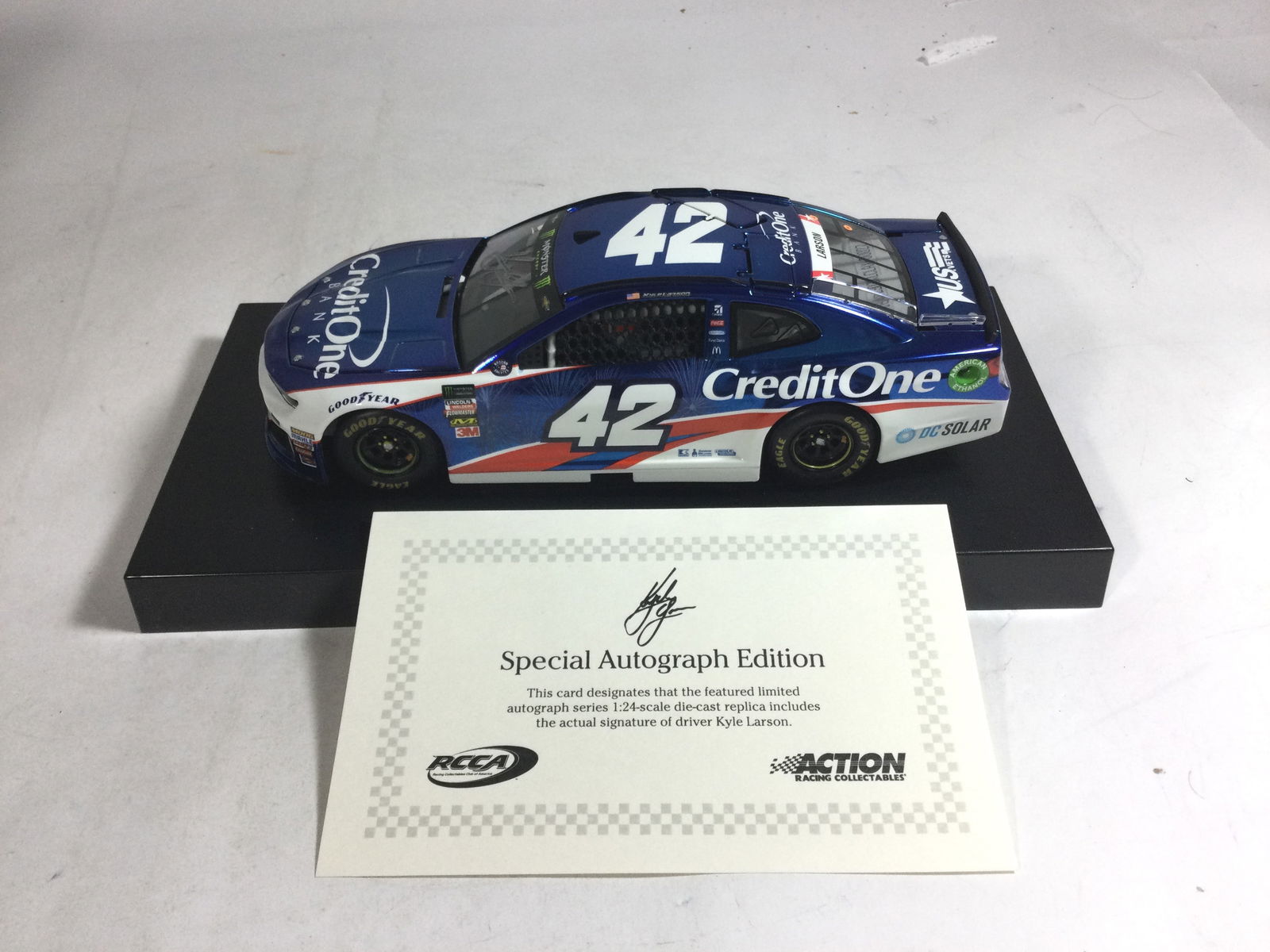 Kyle Larson Autographed 2018 Camaro ZL1: #42 Credit one bank patriotic, 1:24 die cast in original box