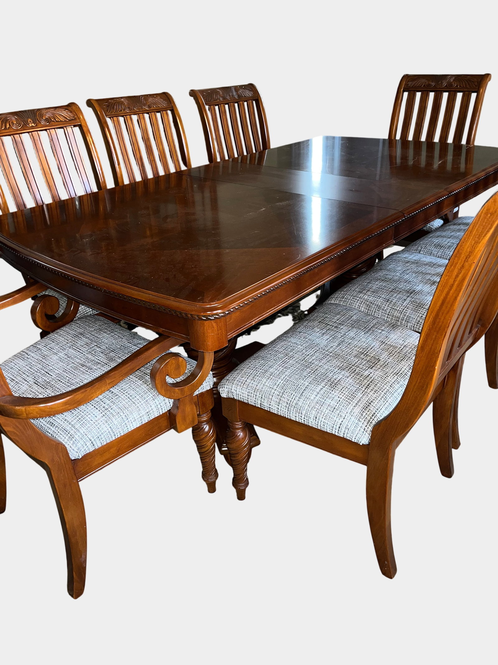 Classic Furniture Traditional Style Dining Table and Chairs (1 of 12)