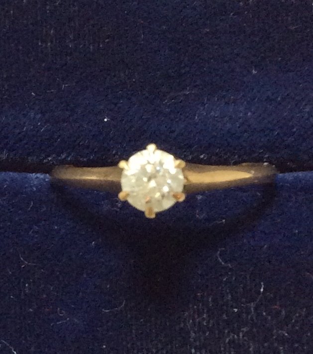 14kt. Gold Diamond Solitaire Ring: 1/3 Karat Diamond w/ 6 Facets Size 8-1/4