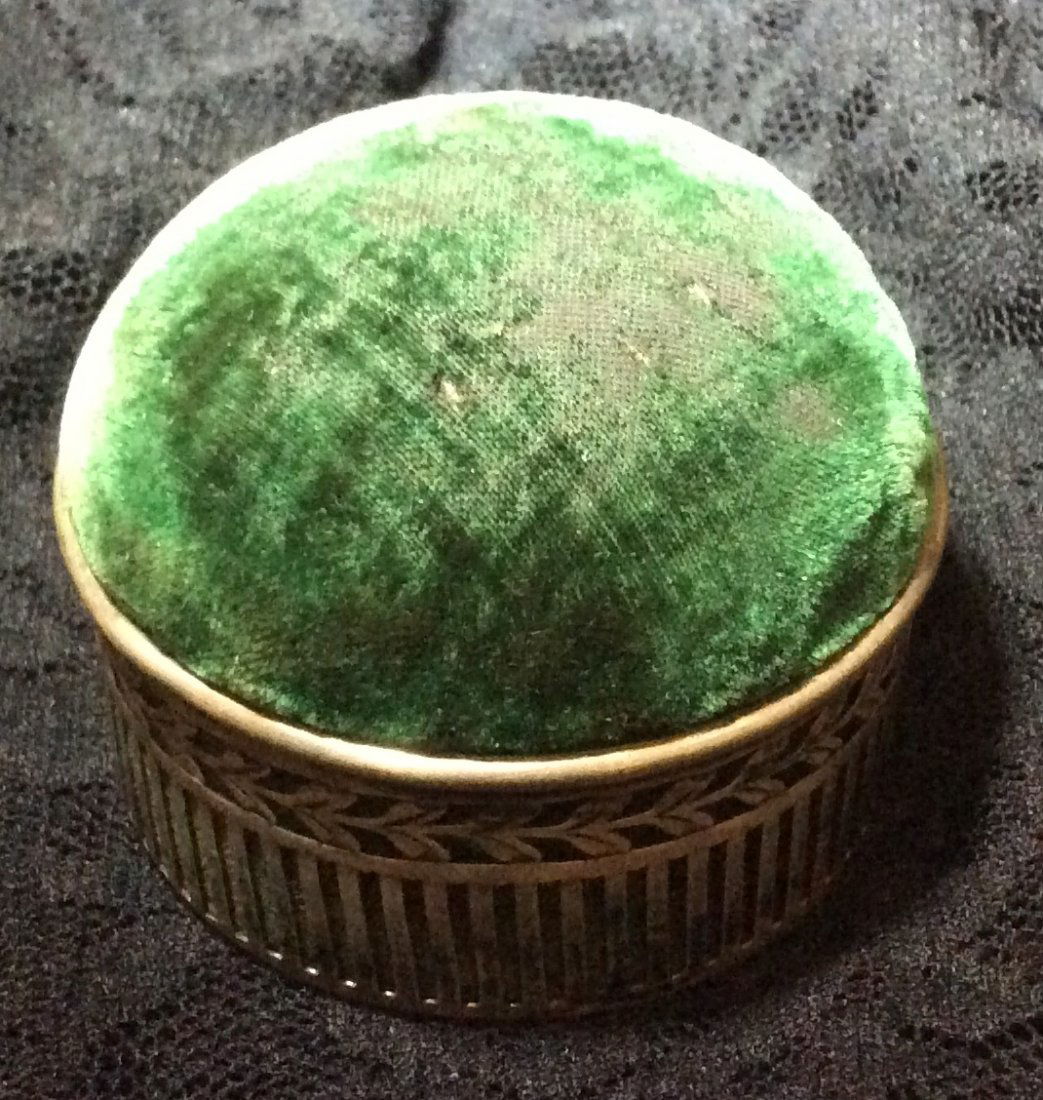 Caldwell Sterling Pincushion Box (1 of 2)
