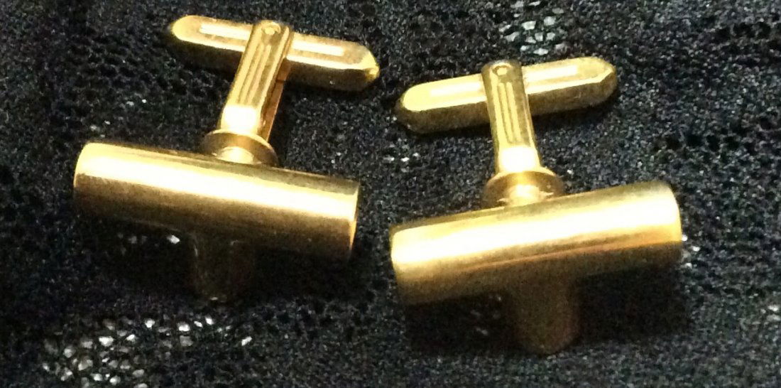 Hickok cufflink pipe fittings (1 of 2)