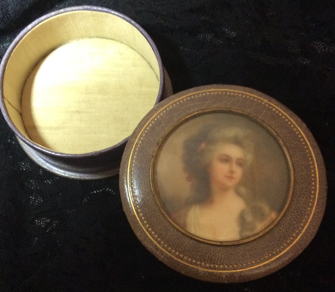 Victorian jewelry box (1 of 2)