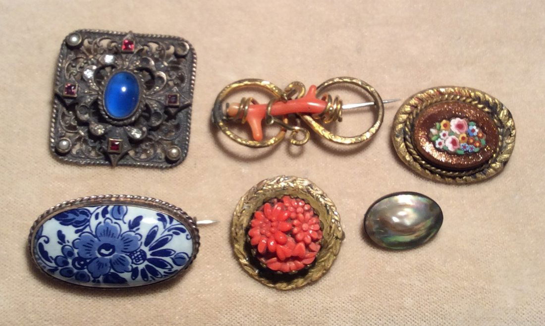 Vintage Brooch Lot (1 of 2)