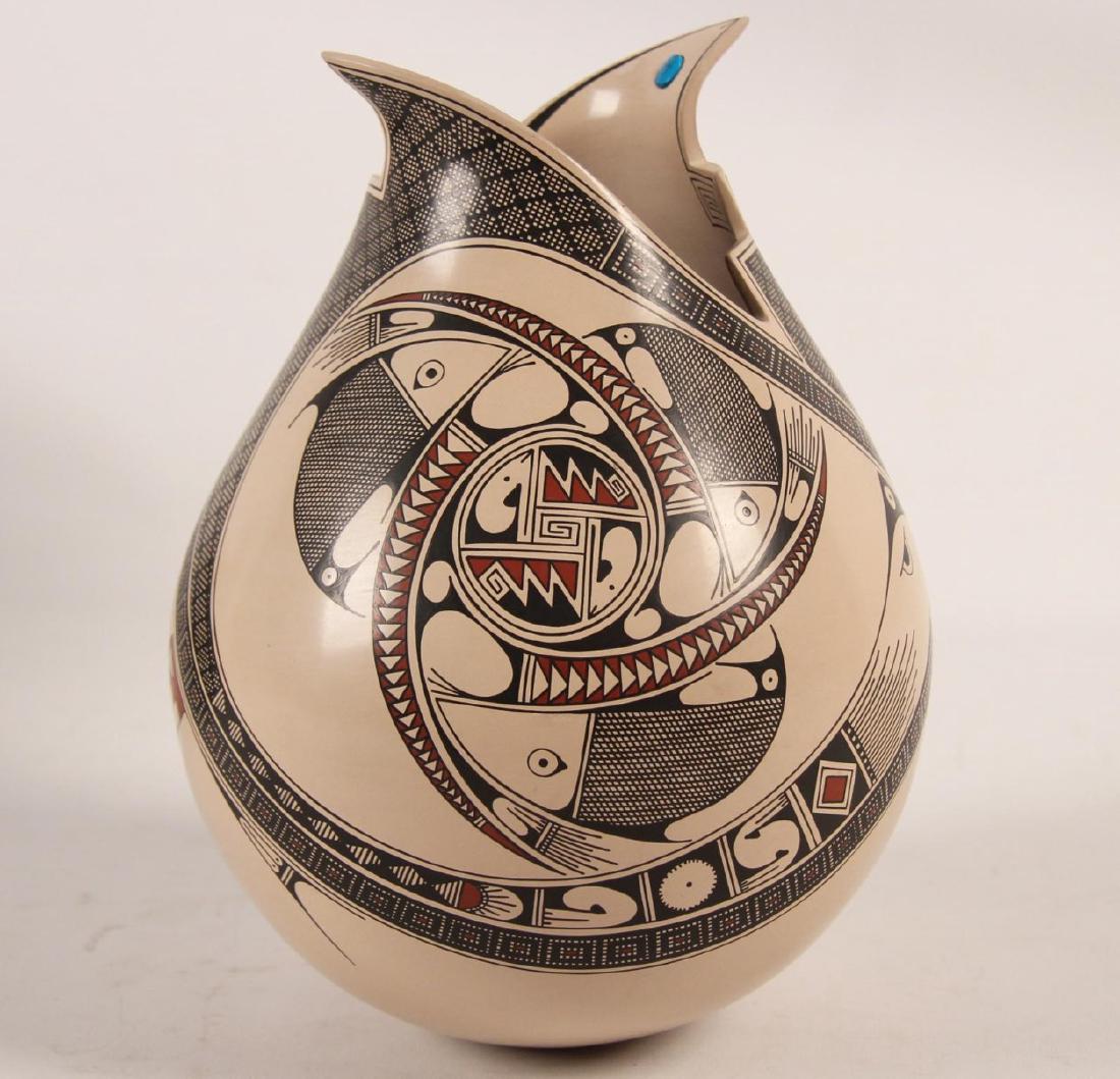 SIGNED MATA ORTIZ POTTERY GOURD SHAPE VASE (1 of 3)