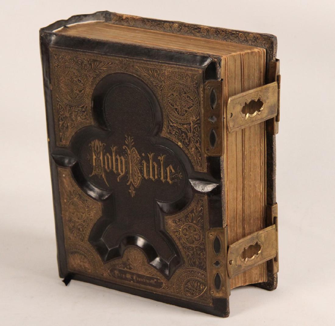 LARGE GOLD TOOL LEATHER ILLUSTATED BIBLE (1 of 6)