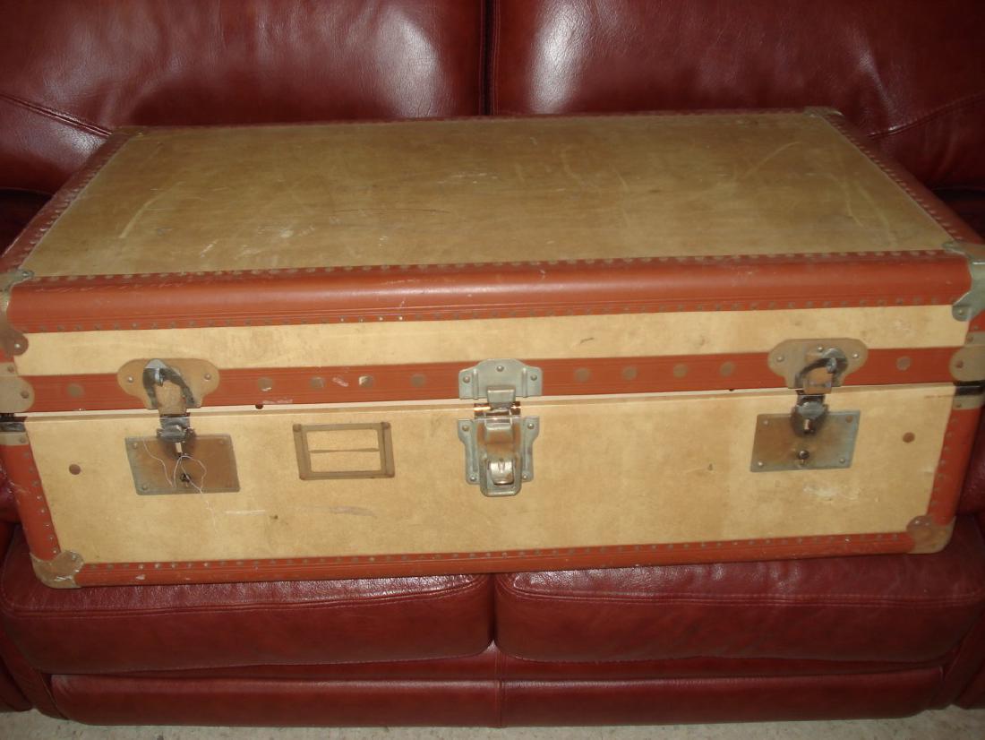 FRENCH VINTAGE TWO TONE LEATHER SUITCASE (1 of 3)