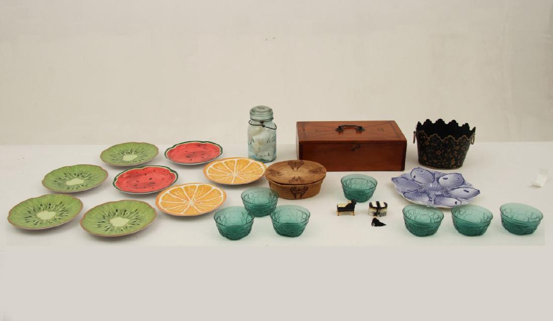 MISC. 20 PIECE PLUS LOT OF ESTATE SMALLS/TEXTILES (1 of 3)