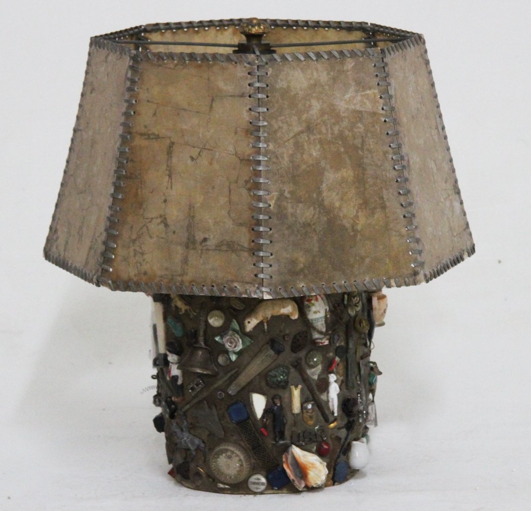 AMERICAN ART POTTERY MEMORY LAMP W/SHADE (1 of 3)