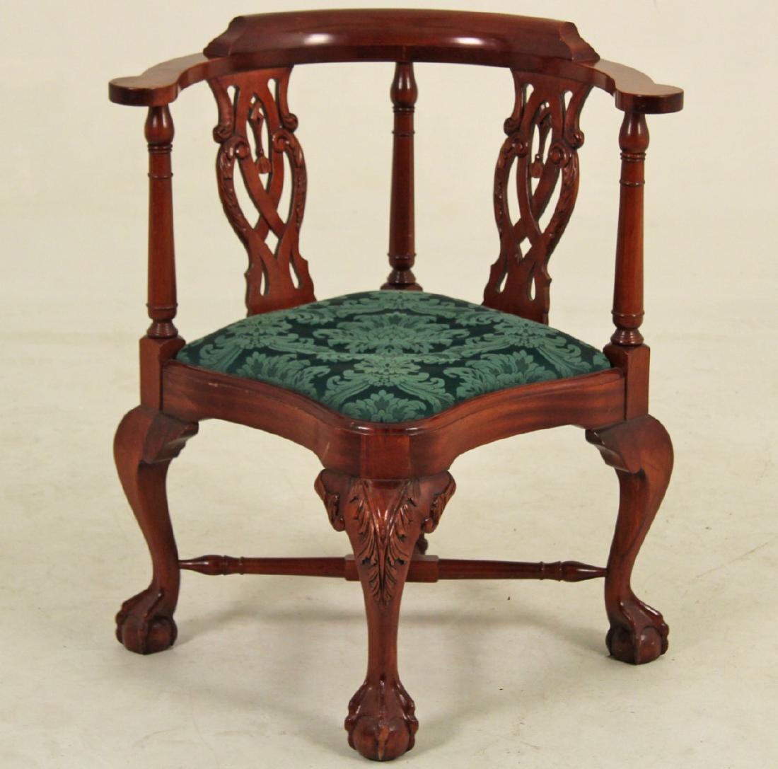 CHIPPENDALE STYLE MAHOGANY CORNER CHAIR: CHIPPENDALE STYLE MAHOGANY CORNER CHAIR WITH PIERCED CARVED SPLATS RESTING ON ANCANTHUS CABRIOLE LEG WITH BALL AND CLAW FEET; 33.5"H X 29.5"W X 23"D