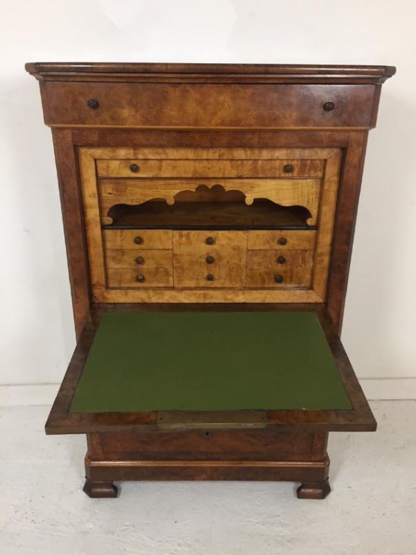 LOUIS PHILIPPE BURL WALNUT SECRETAIRE ABBATANT (1 of 5)