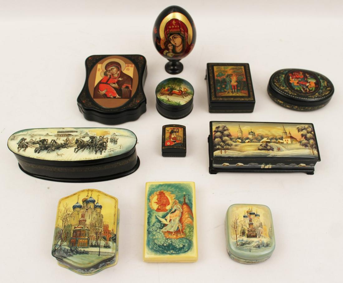 11 PIECE MISC. LOT OF RUSSIAN LACQUER WARE: 11 PIECE MISC. LOT OF RUSSIAN LACQUER WARE CONSISTING OF 10 BOXES WITH VARIOUS SCENES; ALONG WITH EGG ON STAND; 2.5"H X 8"W X 2.5"D LARGEST BOX; PROPERTY OF THE ESTATE OF JIM AND JO WEBB, CLEVELAND, T