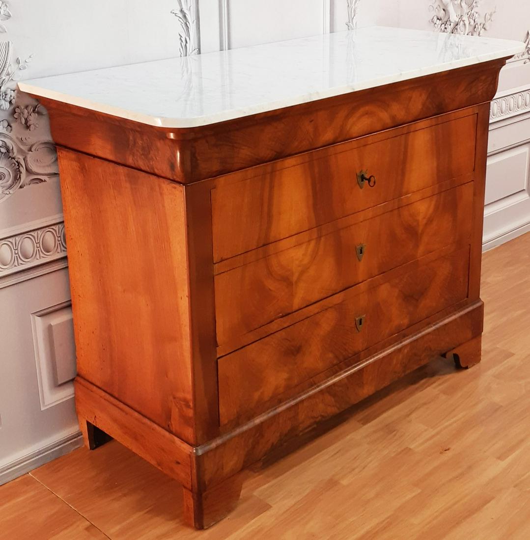 FRENCH LOUIS PHILIPPE WALNUT COMMODE (1 of 4)