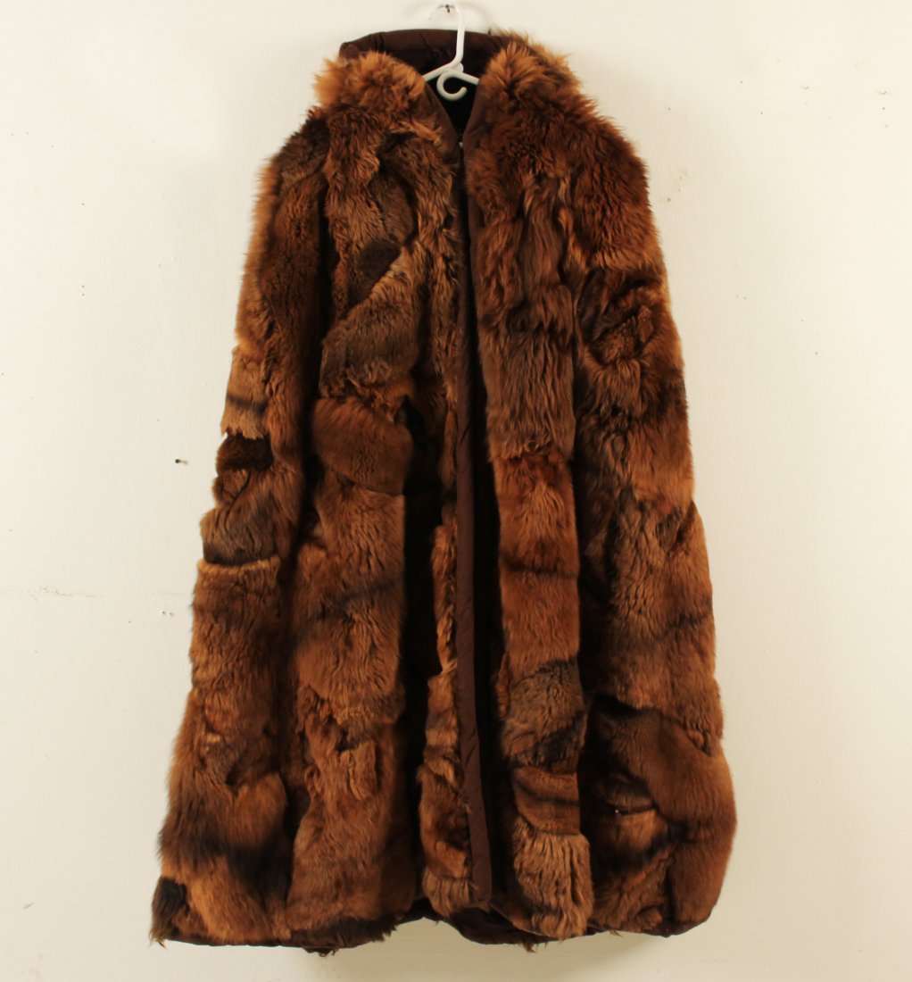 OUTDOORSMAN BEAVER PELT FULL LENGTH HOODED CLOAK: OUTDOORSMAN BEAVER PELT FULL LENGTH HOODED CLOAK; 53" LENGTH; 23" SHOULDERS