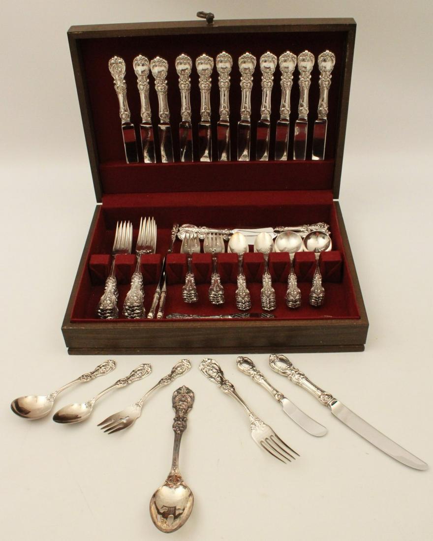 71 PC. FRANCIS I FLATWARE BY REED & BARTON SILVER: 71 PIECE FRANCIS I FLATWARE BY REED & BARTON SILVER SERVICE CONSISTING OF 12-9.5" DINNER KNIVES; 12-7.75" DINNER FORKS; 11 SALAD FORKS; 12 TEASPOONS; 11 CREAM SOUP SPOONS, 12 BUTTER KNIVES, 1 PLATED S